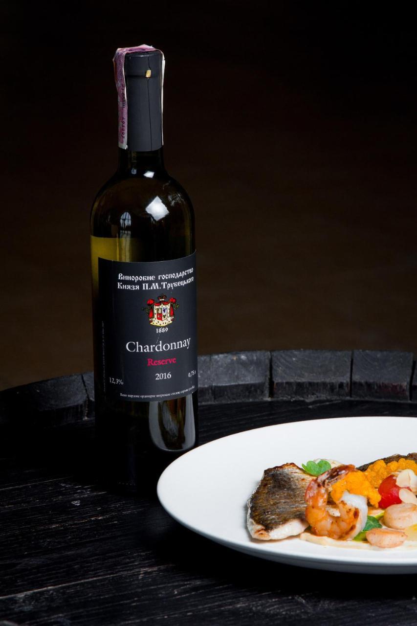 Prince Trubetskoi Winery Hotel Нова Каховка Екстериор снимка